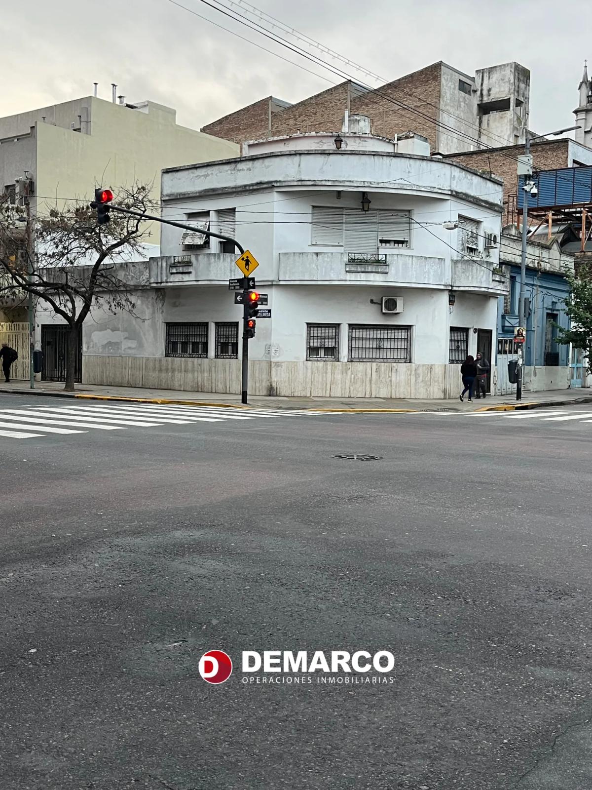 House for sale in Avellaneda, Buenos Aires